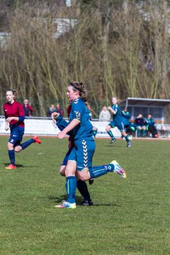 Bild 173 - B-Juniorinnen VfL Oldesloe - Krummesser SV _ Ergebnis: 4:0